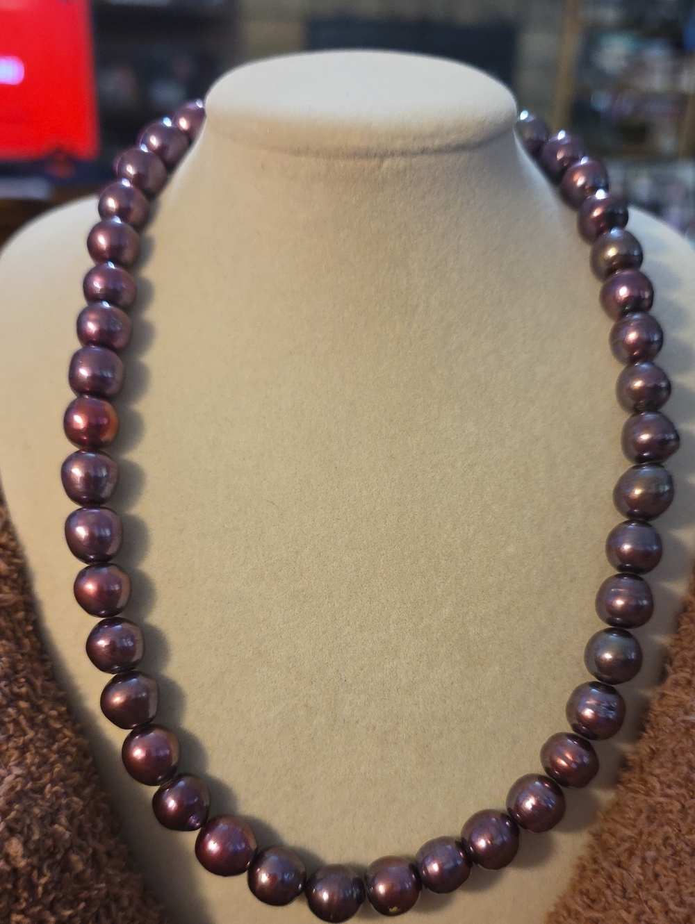 Freshwater Pearl Necklace in Deep Plum - Unbranded